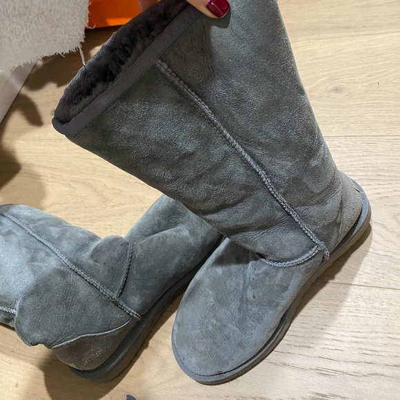 Ugg boots - Picture 3 of 7